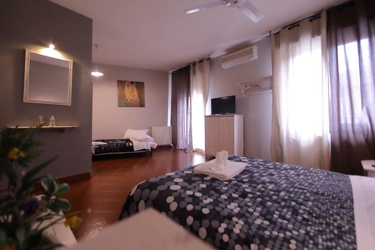 Sk Home Peschiera del Garda Exterior foto