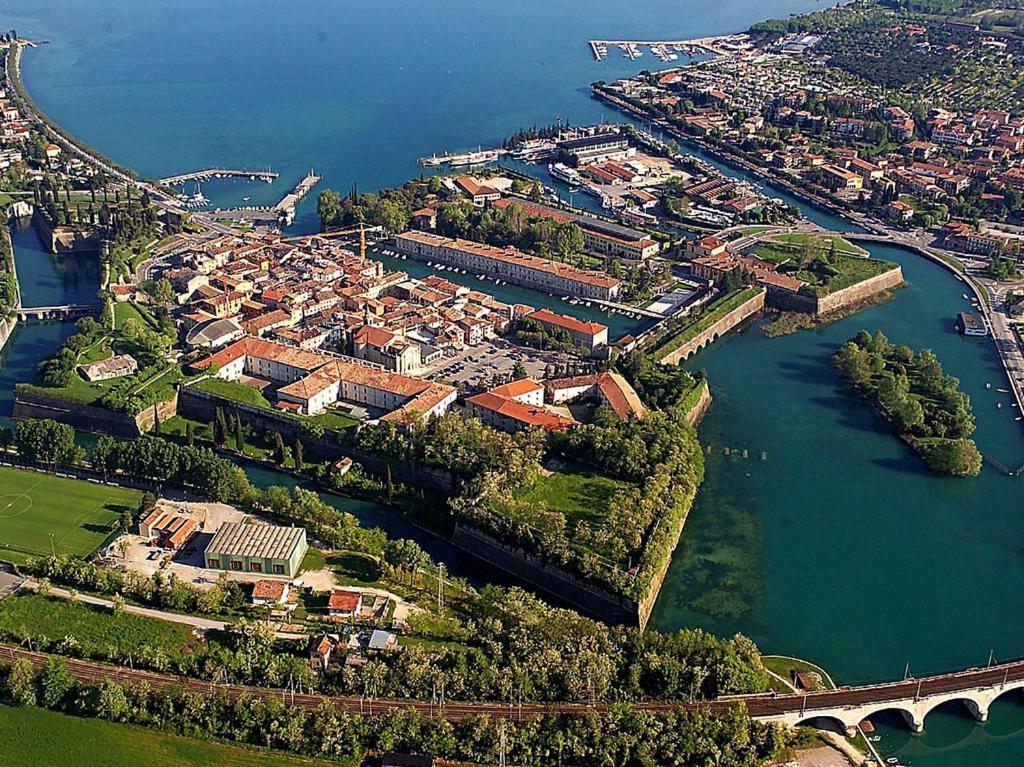 Sk Home Peschiera del Garda Exterior foto